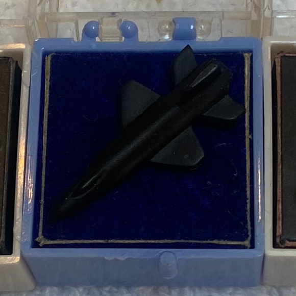 3 Vintage National Aeronautical Association Jet Pins. - Picture 6 of 8